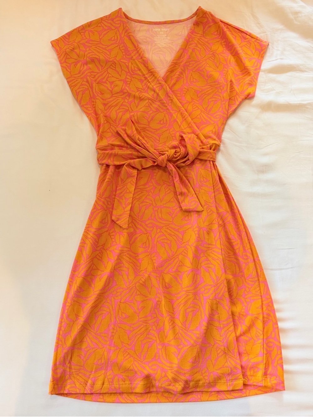 NWOT Nine West Resort Floral Wrap Dress